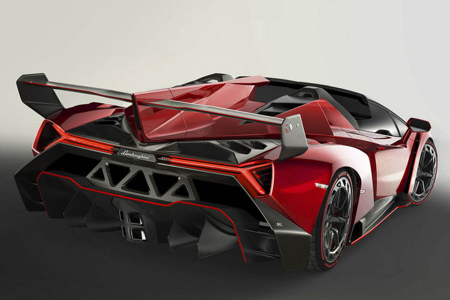 One-Offs in Serie: Lamborghini präsentiert Veneno Roadster