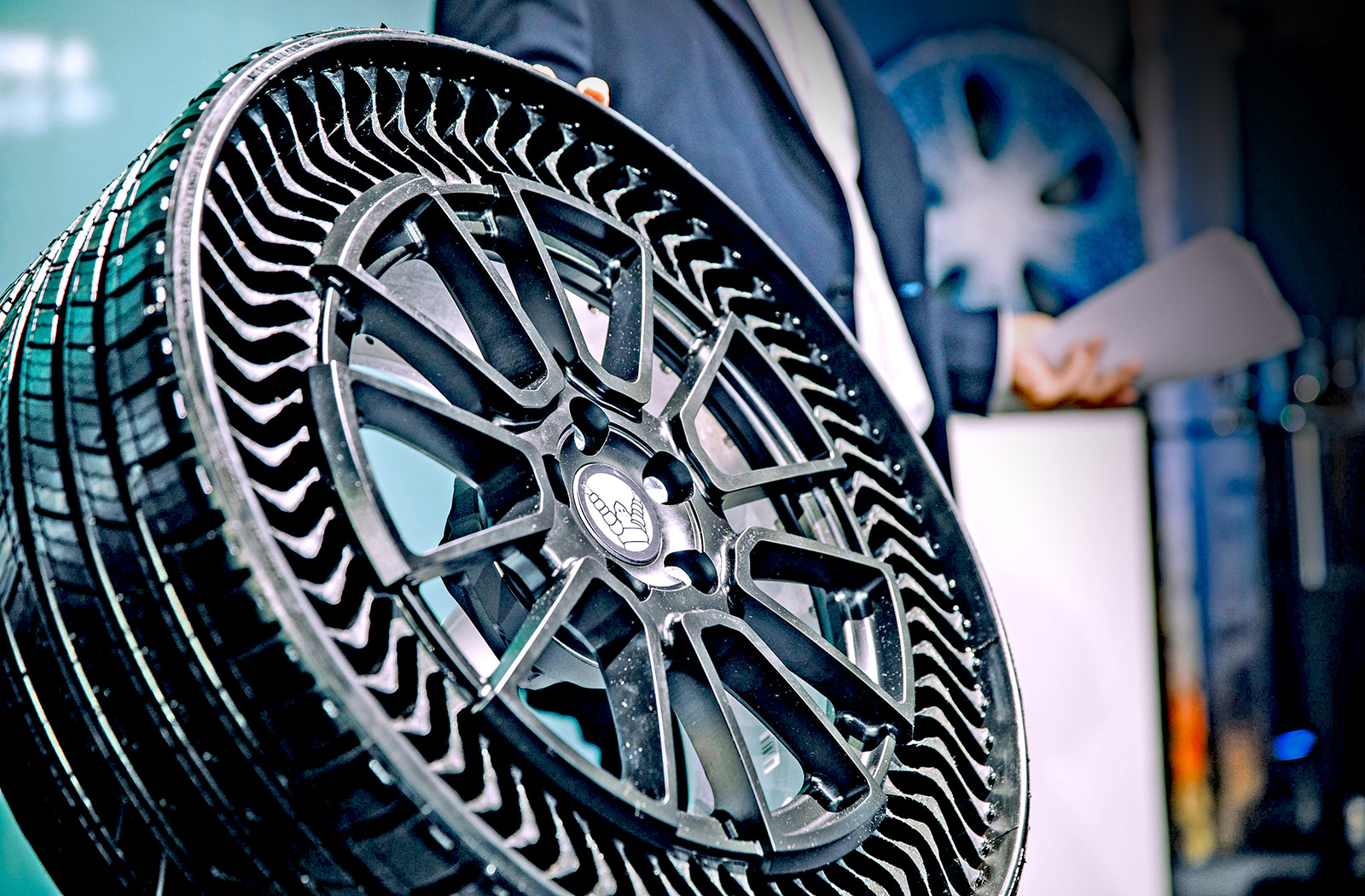 Uptis-Reifen von Michelin soll 2024 in Handel kommen